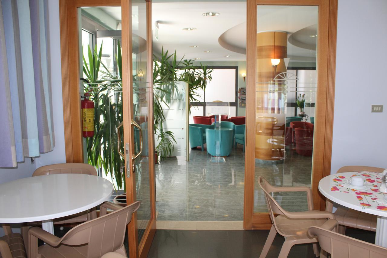 Hotel American Bellaria-Igea Marina Dış mekan fotoğraf